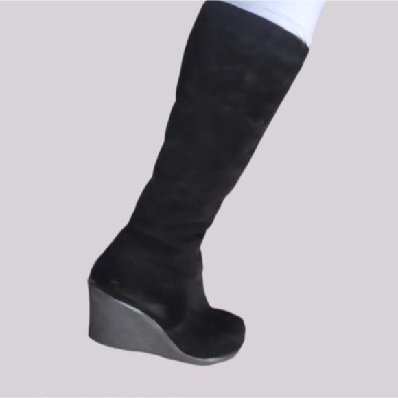 La Canadienne Rare Edition  Waterproof Suede Wedge Boots w Fur Interior- Size 10 - Picture 9 of 15